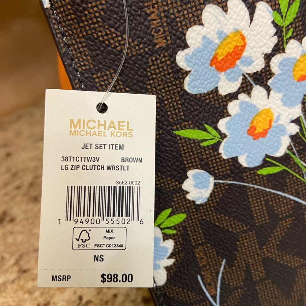 🎄🧑‍🎄🧑‍🎄 Michael Kors Large Zip Clutch - Picture 5 of 10